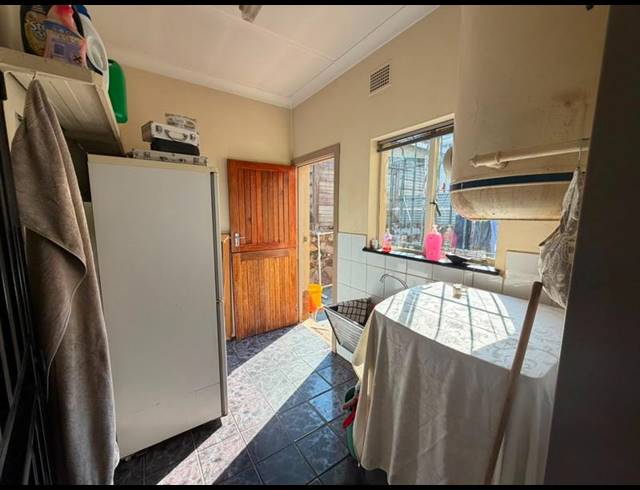 3 BEDROOM HOUSE FOR SALE IN MOUNTAIN VIEW